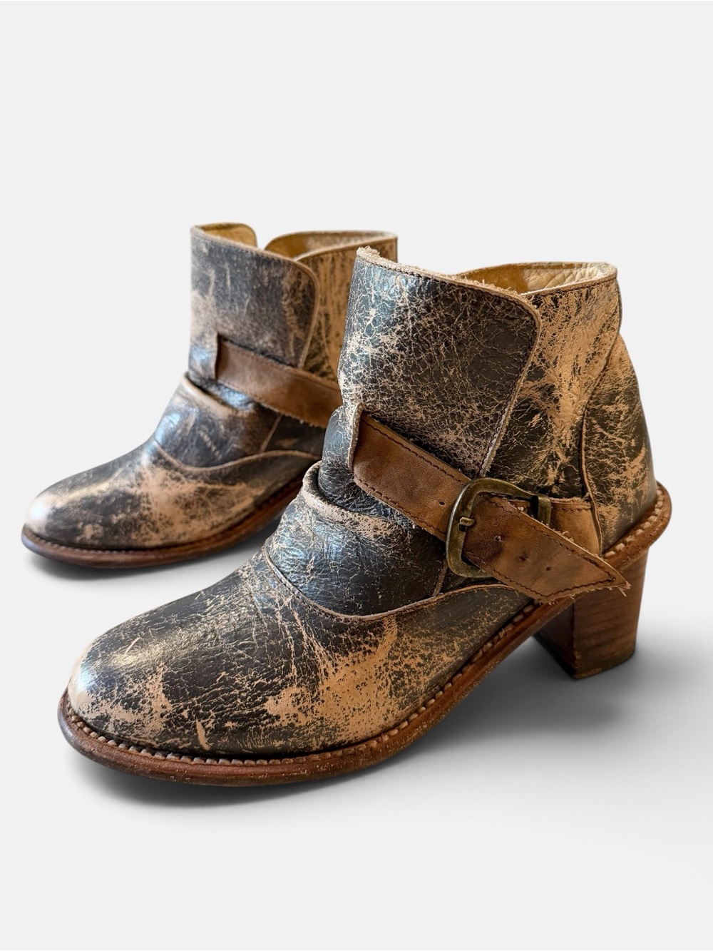 BED STU Metallic Distressed Leather Buckle Heeled Ankle Boots Size 6